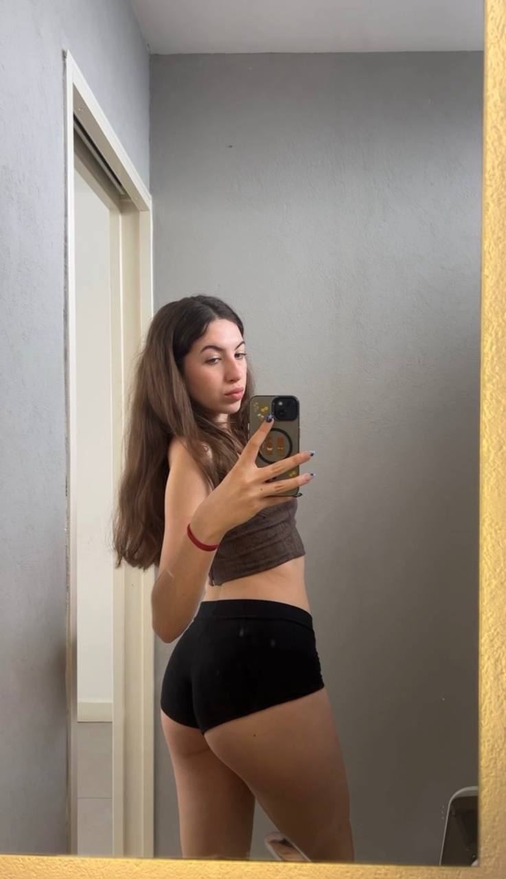 Amber in her underwear in Huainan