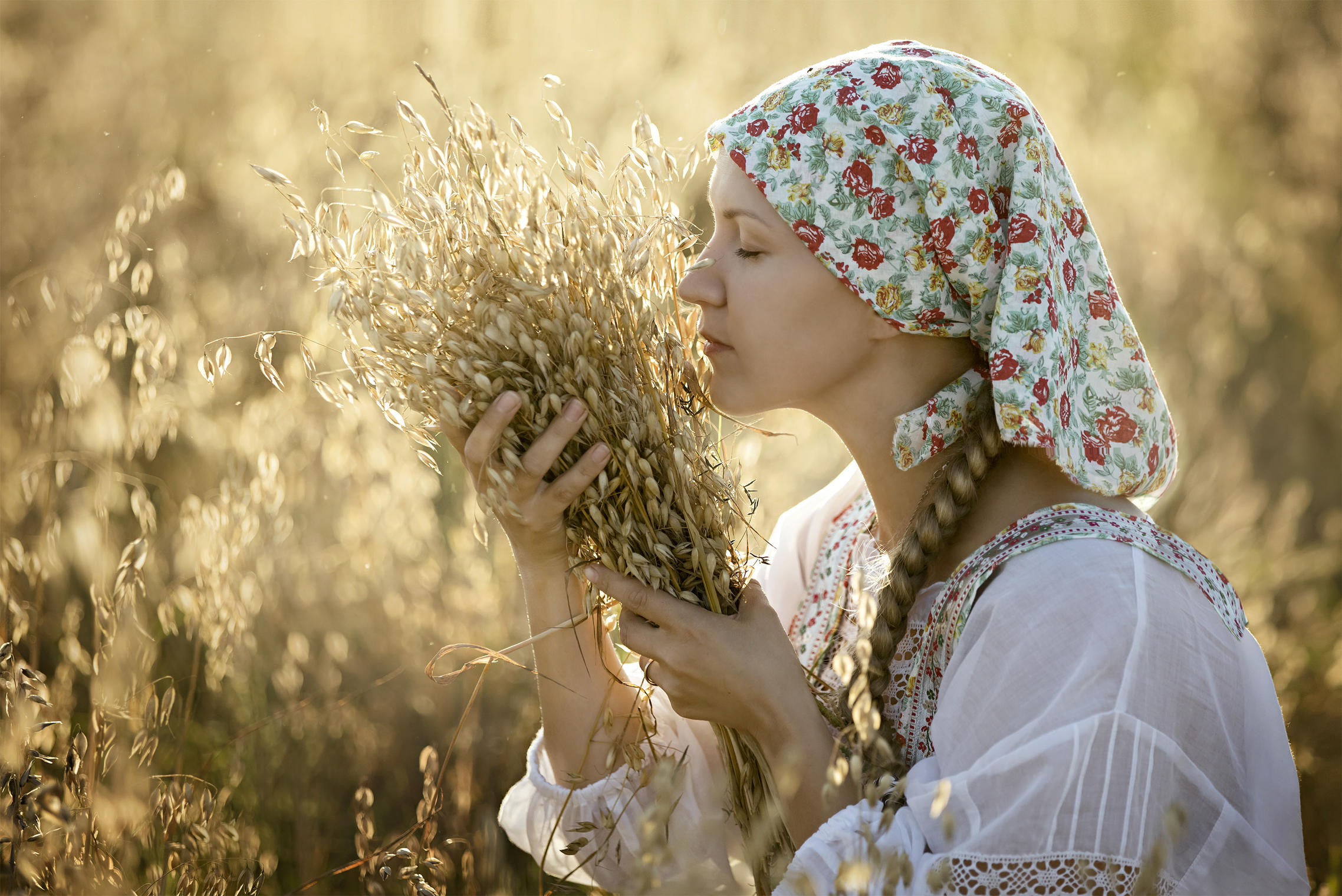 Photo Women in Slavic costumes in Huainan
